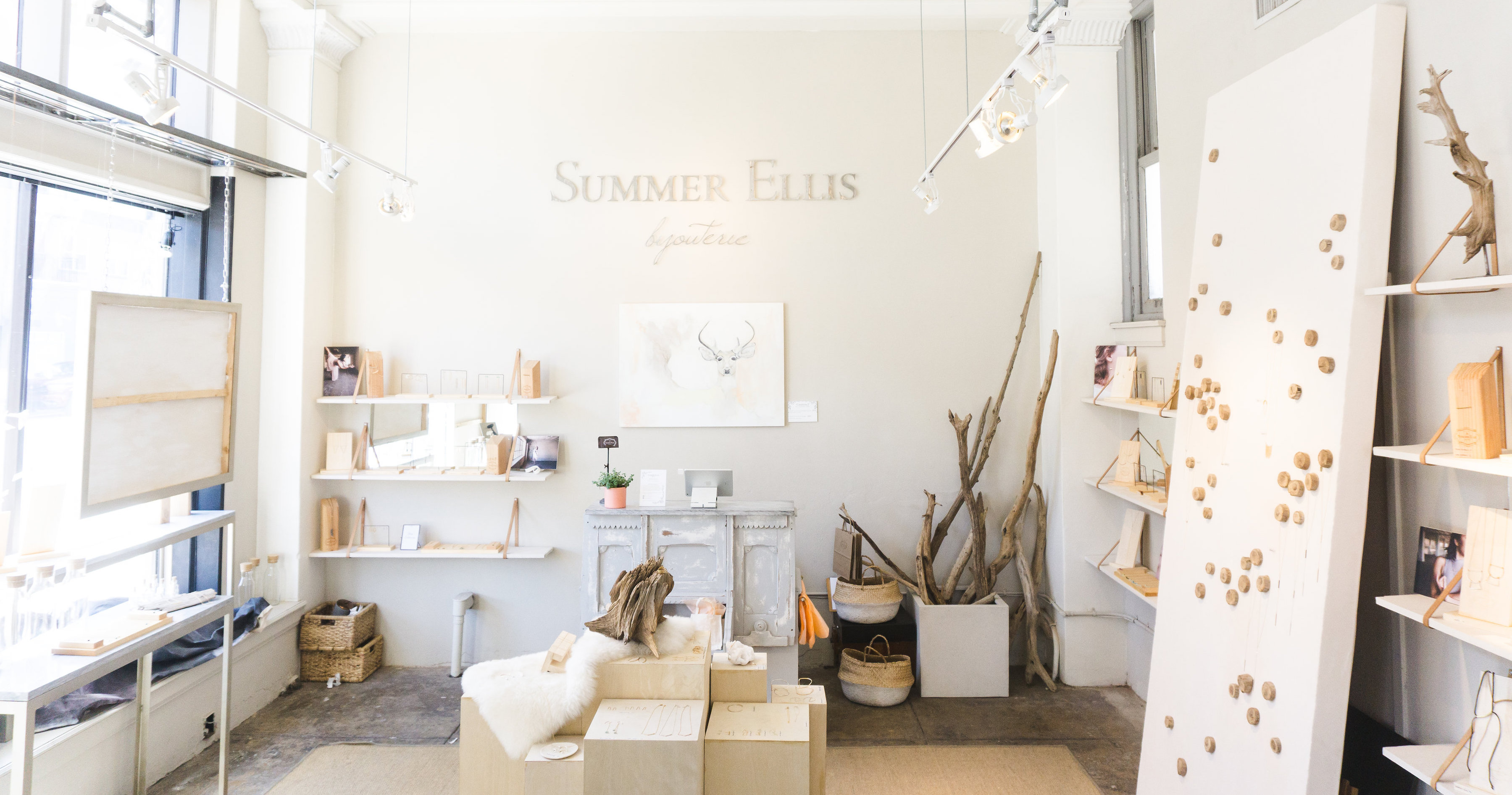 Shop Studio Hours Summer Ellis Bijouterie